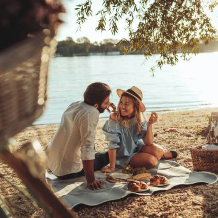 Top Picnic Date Ideas for Liverpool Singles